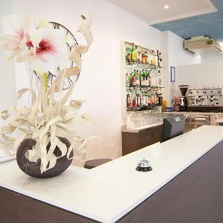 Hotell Gaudia 3*