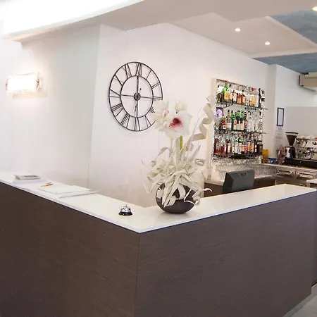 Gaudia 酒店 里乔内